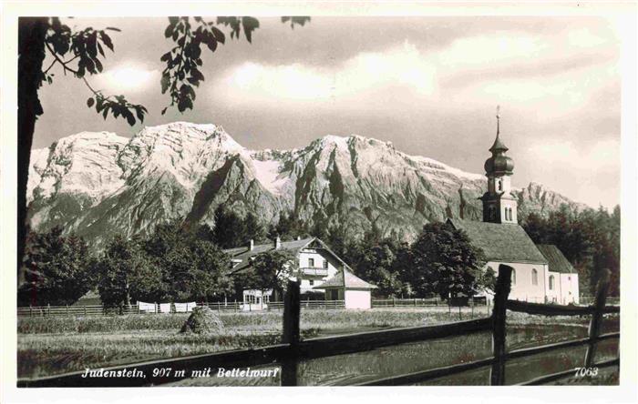 Judenstein Rinn Innsbruck Tirol AT mit Bettelwurf und Kirche