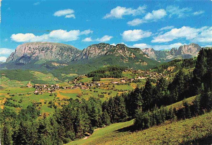 Steinegg Karneid Suedtirol IT mit Schlern und Rosengarten
