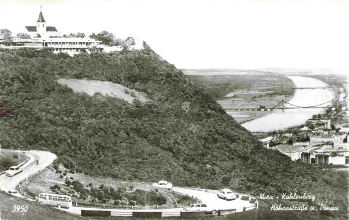 Wien AT Kahlenberg Hoehenstrasse mit Donaupartie