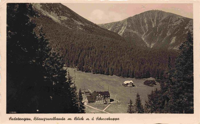 Sudetengau Blaugrundbaude mit Blick zur Schneekoppe