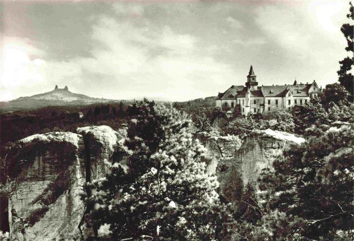 Hruba Skala CZ Zamek Schloss