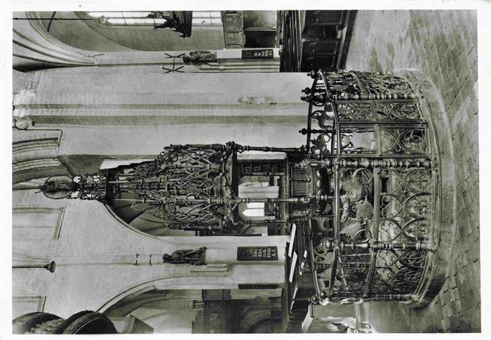 Salzwedel Sachsen-Anhalt St Marienkirche Bronze Taufe