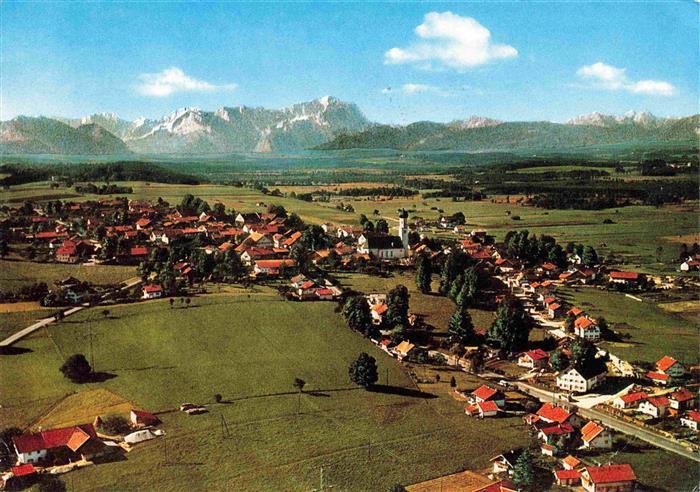 Koenigsdorf Oberbayern Fliegeraufnahme mit Wettersteingebirge und Zugspitze