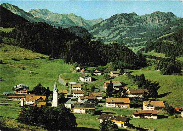 Jungholz Tirol AT Fliegeraufnahme mit Daumengruppe