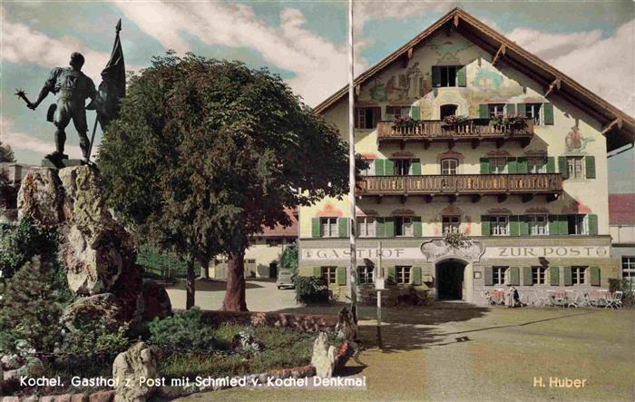 Kochel See Bayern Gasthof zur Post mit Schmied von Kochel Denkmal