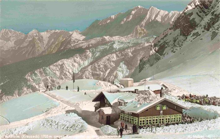 Hochalm 1705m Wettersteingebirge Oberstdorf mit Karwendel und Wettersteinwand