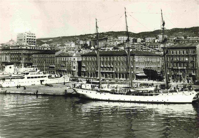 Rijeka Dubrovacka DUBROVNIK Ragusa Croatia Hafenpartie