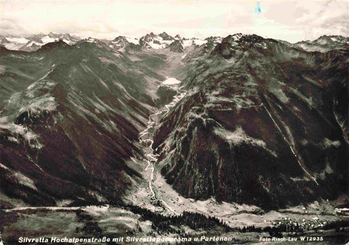 Silvretta-Hochalpenstrasse AT mit Silvrettapanorama und Partenen