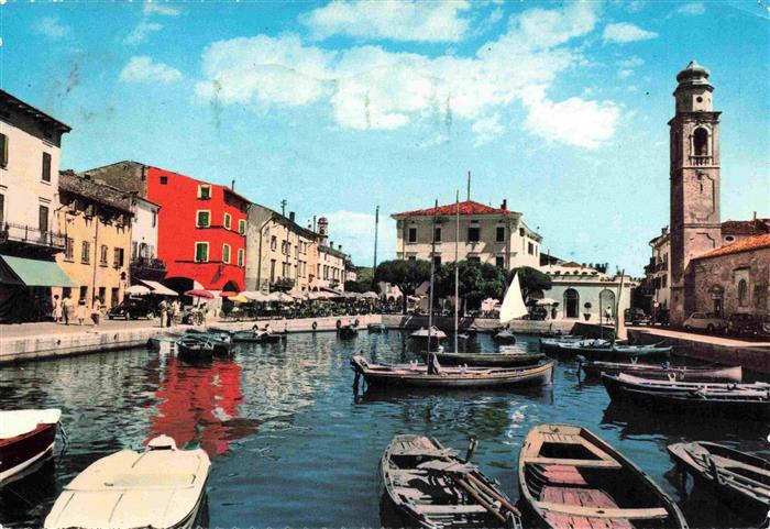 Lazise Lago di Garda IT Hafenpartie Kirche