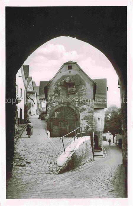 Hirschhorn Neckar Blick durchs Mittlere Tor