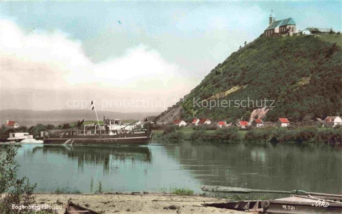 Bogenberg Niederbayern Donaupartie mit Bergkirche