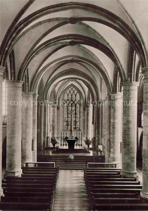 EssEN  Ruhr Muensterkirche Blick zum Chor