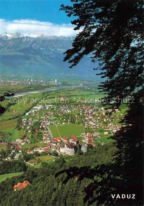 Vaduz Liechtenstein FL Panorama Blick ins Tal Schloss Rheintal Saentis