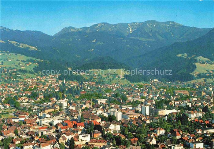 Dornbirn Vorarlberg AT mit Firstgruppe Fliegeraufnahme