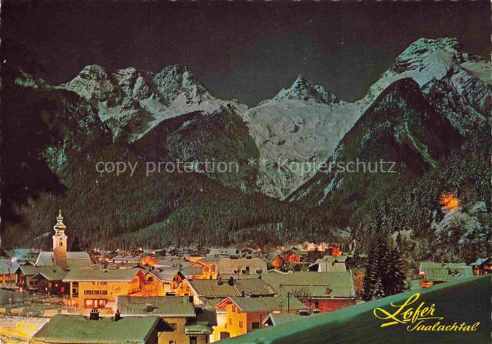 Lofer AT mit Loferer Steinbergen bei Nacht