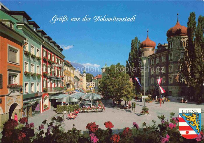 Lienz  Tirol AT Ortspartie Rathaus der Stadt
