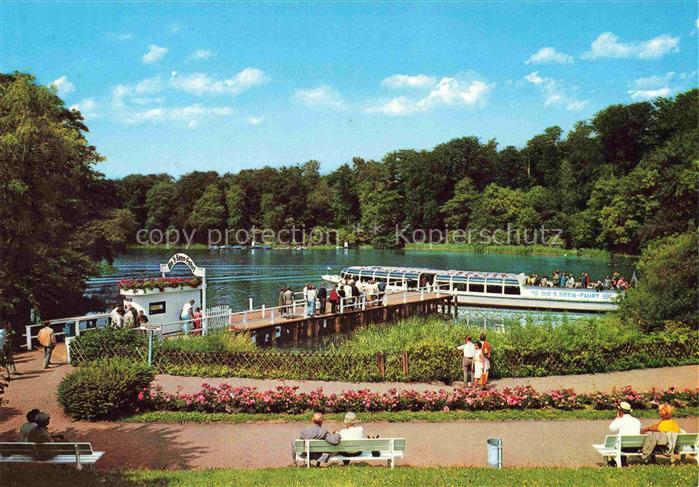 Malente-Gremsmuehlen Anlegestelle der 5-Seen-Fahrt am Dieksee
