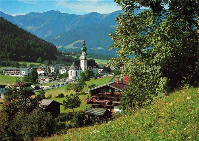 Oberau  Wildschoenau Tirol AT Panorama mit Kirche