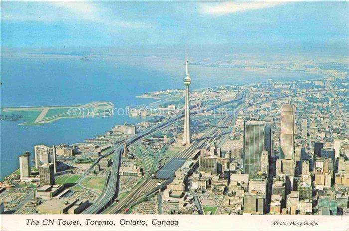 TORONTO Canada The CN Tower Fliegeraufnahme