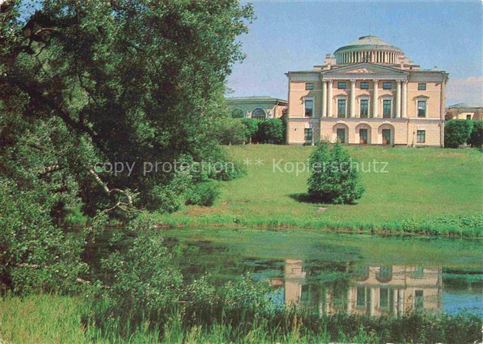 Pavlovsk RU Blich auf Grosen Palast von der Seite Slavjanski