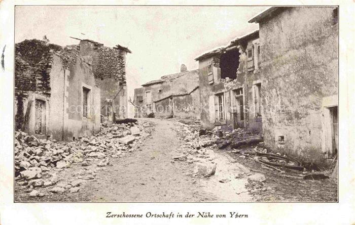 Ypern Ypres Ieper Belgie Zerstoerte Ortschaft in der Naehe von Ypern