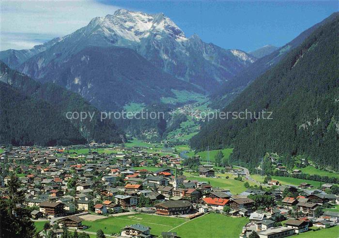 Mayrhofen  Zillertal Tirol AT Fliegeraufnahme mit Gruenberg