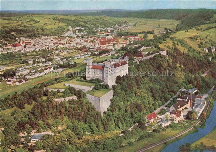 Eichstaett Oberbayern Stadtblick mit Willibaldsburg Fliegeraufnahme