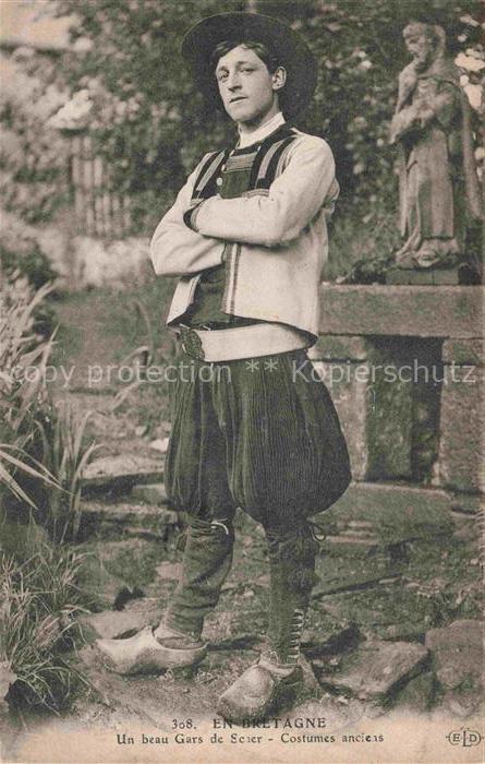 Foto ELD Nr. 308 En Bretagne Costumes