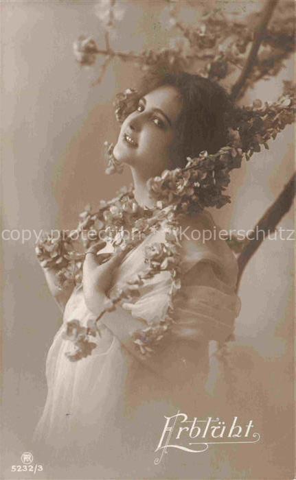 Foto RPH Nr. 5232 /3 Frau Blüten