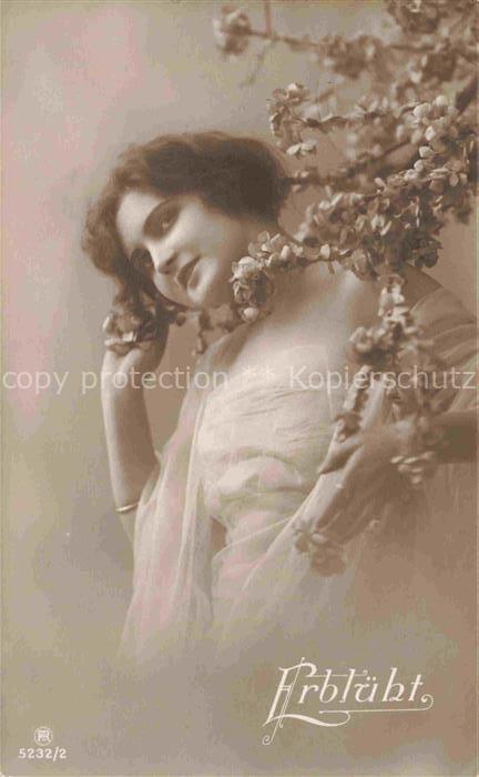 Foto RPH Nr. 5232/2 Erblückt Frau Blüten