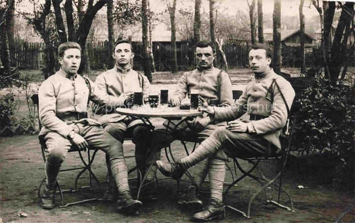 Militaria France  WK1 Soldaten Bier
