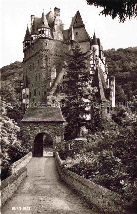 Burg Eltz Wierschem Eingang zur Burg