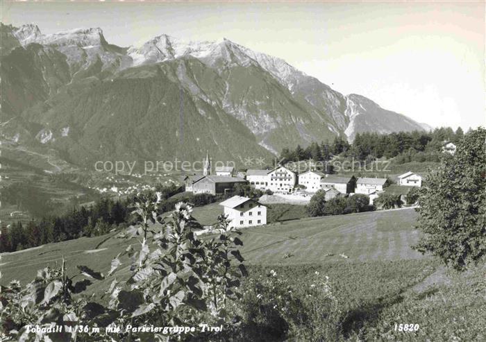 Tobadill Tirol AT Gesamtansicht Blick gegen Parseiergruppe Alpenpanorama