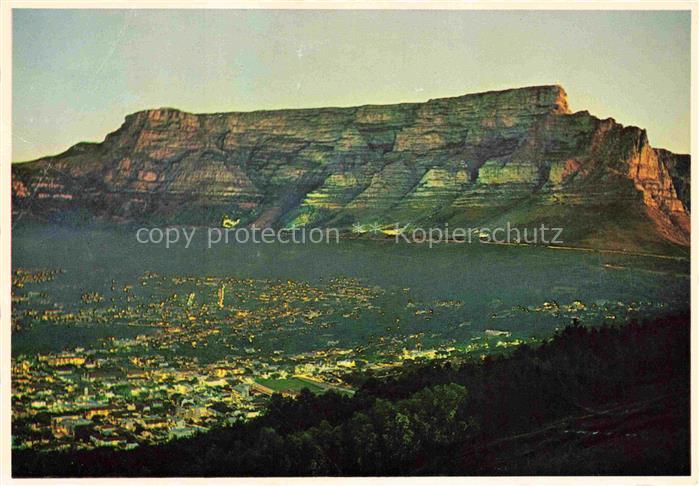Cape-Town Kaapstad Kapstadt South-Africa Table Mountain lit up