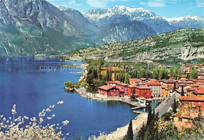 Torbole Lago di Garda IT Panorama Gardasee Alpen