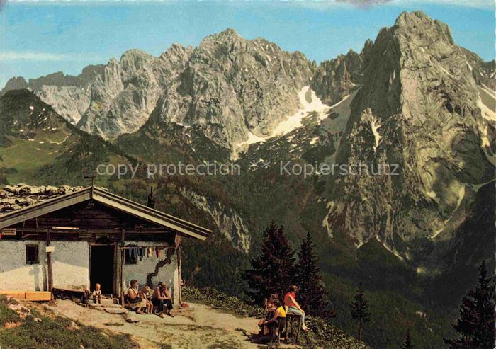 Hinterkaiseralm Ellmau Elmau Tirol AT Berghaus Blick gegen Wilden Kaiser Kaiserg