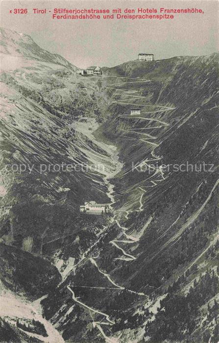 Stilfserjochstrasse 2750m Passo dello Stelvio IT mit den Hotels Franzenshoehe Fe