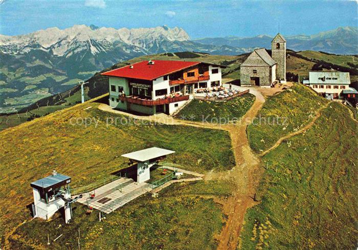 Hohe Salve 1681m AT Gipfelhotel und Wallfahrtskirche gegen Wilder Kaiser Kaiserg
