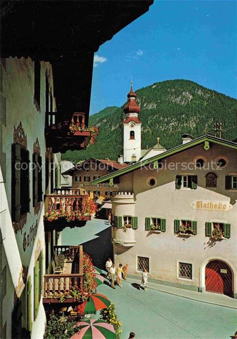 Lofer AT Motiv mit Marktplatz und Rathaus