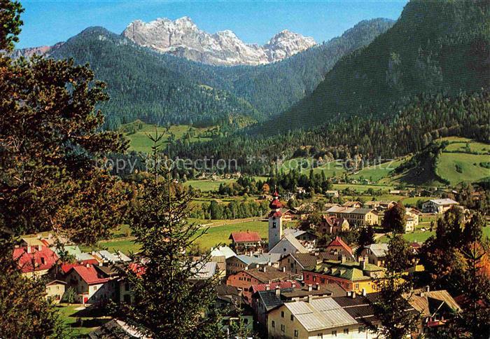 Lofer AT Panorama Hoehenluftkurort mit Reiteralp-Gebirge