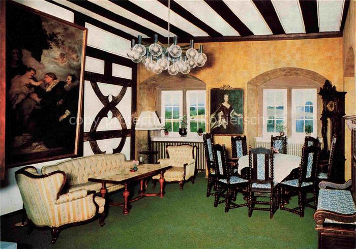 Vellberg Schwaebisch Hall BW Restaurant Café Schloss Vellberg Kamin und Clubraum