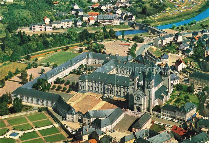 Echternach Luxembourg Basilique St. Willibrand et ancien couvent vue aérienne