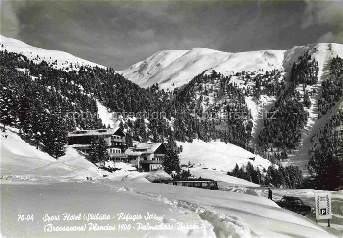 Bressanone Brixen Suedtirol IT Sport Hotel Skihuette Rifugio Sci Winterpanorama