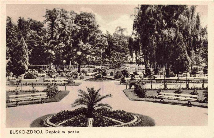 Busko-Zdroj Kielce PL Deptak w parku