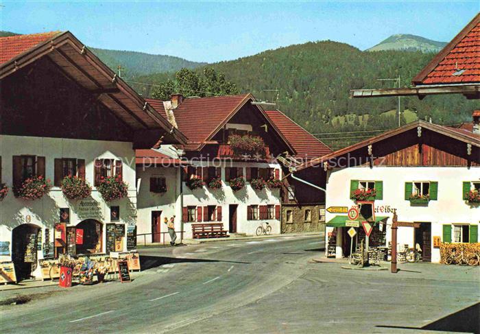Kruen Garmisch-Partenkirchen Karwendel- und Walchenseestrasse imt Hintergrund Es