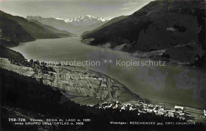 Reschensee Reschen See Tirol Bolzano IT Panorama Blick gegen Ortlergruppe