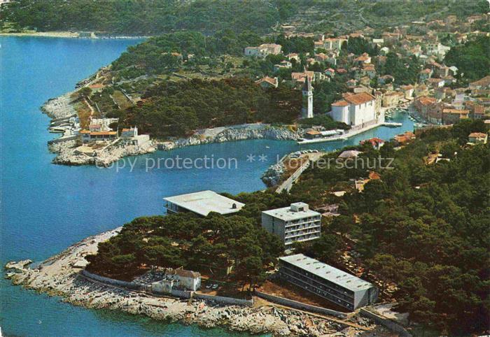 Veli Losinj Kroatien Kuestenpanorama Bucht Hafen Hotels