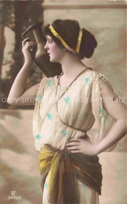 Foto GLCo Nr. 3970/2 Wassertopf Frau