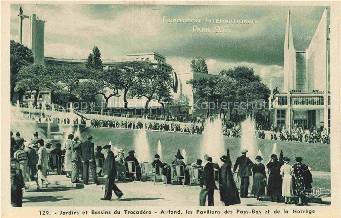 Exposition Internationale Paris 1937 Jardins Bassins du Torocadero Pavillon
