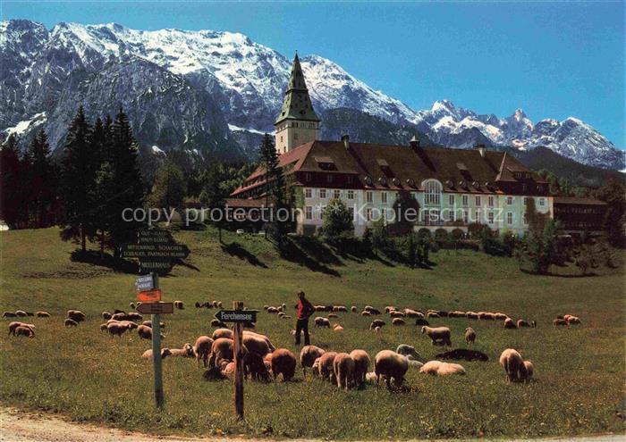 Schaeferei Sheperding Bergerie-- Schloss Elmau Wettersteingebirge